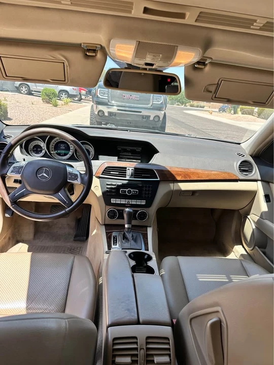 2013 Mercedes-Benz W204 C-Class - Image 6 of 10