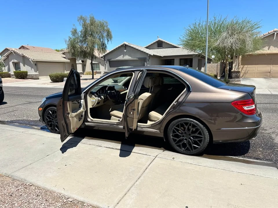 2013 Mercedes-Benz W204 C-Class - Image 10 of 10