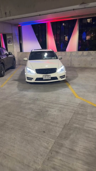2013 Mercedes-Benz W204 C-Class - Image 2 of 8
