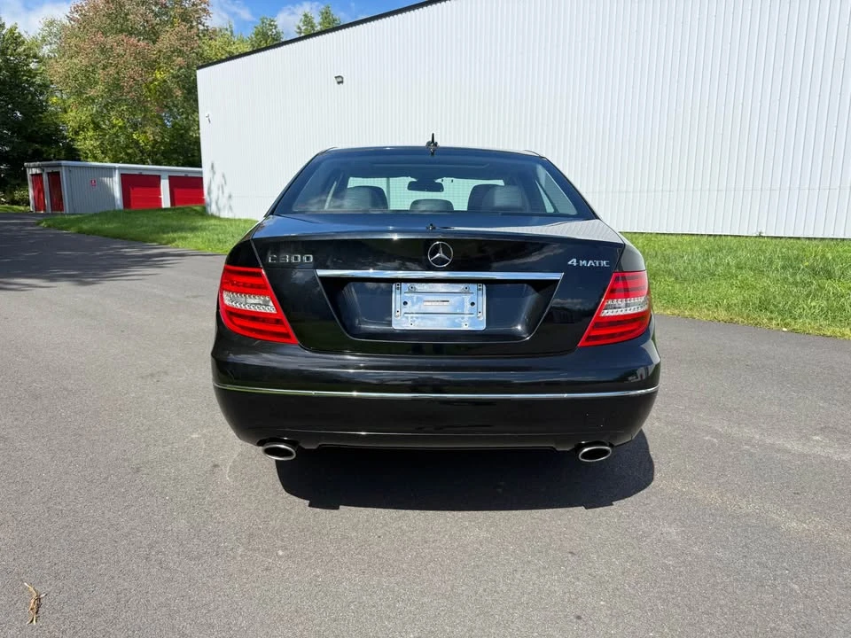 2013 Mercedes-Benz W204 C-Class - Image 7 of 20