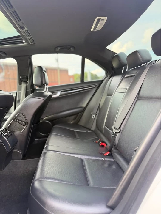 2013 Mercedes-Benz W204 C-Class - Image 17 of 17
