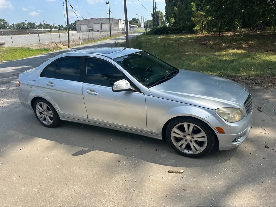 2013 Mercedes-Benz W204 C-Class - Image 12 of 17