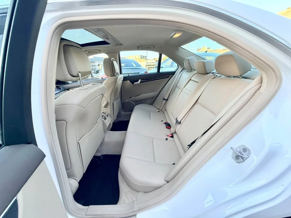 2013 Mercedes-Benz W204 C-Class - Image 12 of 20