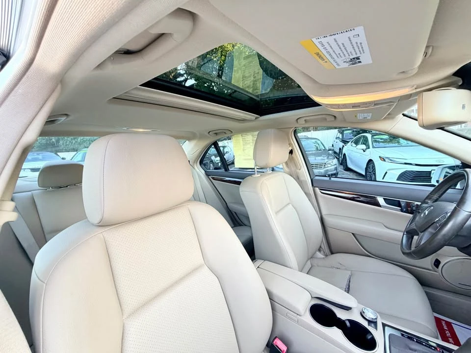 2013 Mercedes-Benz W204 C-Class - Image 15 of 20