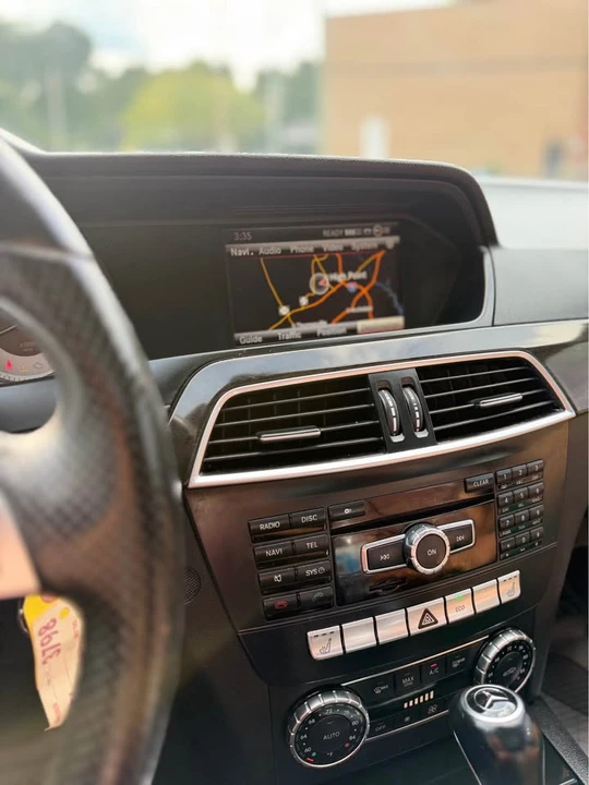 2013 Mercedes-Benz W204 C-Class - Image 14 of 17