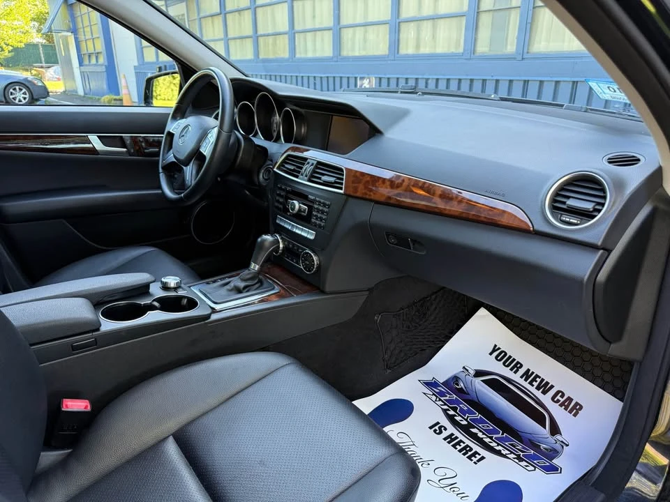 2013 Mercedes-Benz W204 C-Class - Image 10 of 20