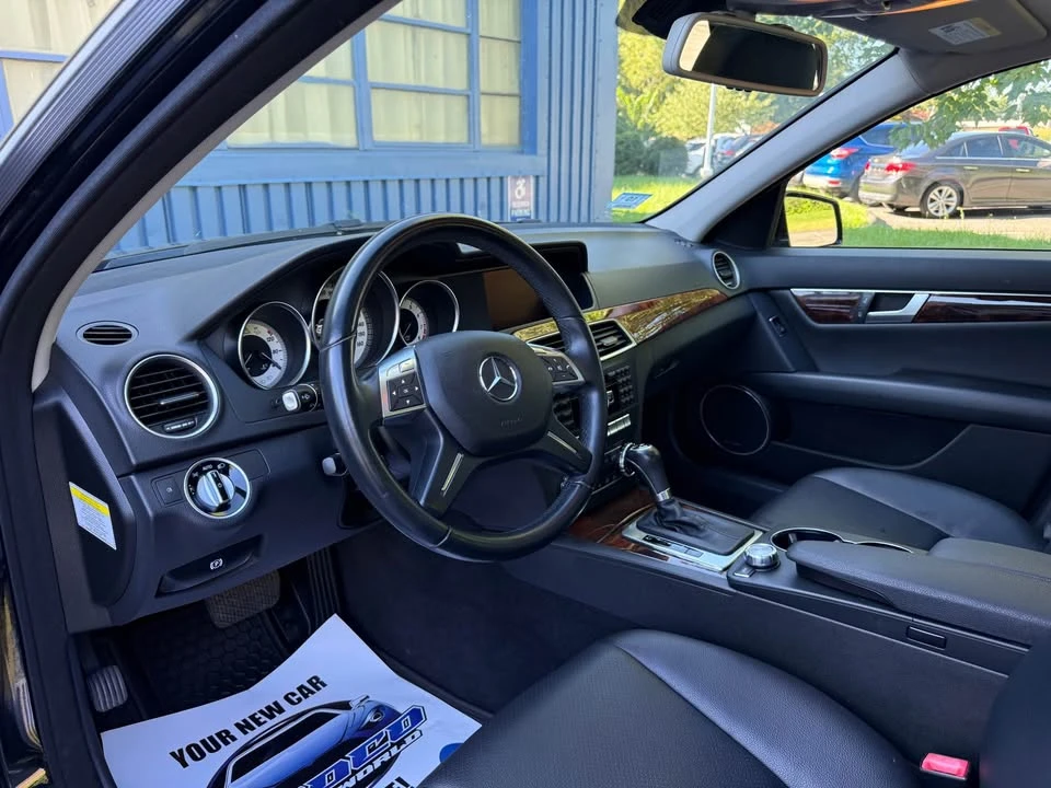 2013 Mercedes-Benz W204 C-Class - Image 13 of 20