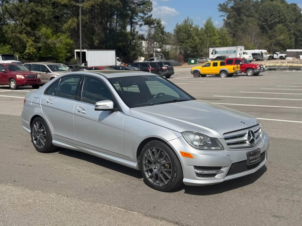 2013 Mercedes-Benz W204 C-Class - Image 8 of 18