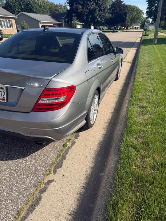 2013 Mercedes-Benz W204 C-Class - Image 3 of 10