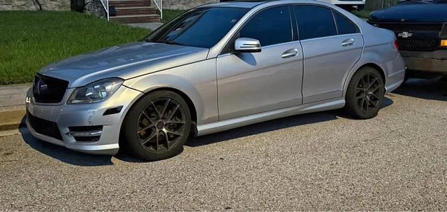 2013 Mercedes-Benz C-Class C 300 4MATIC Sedan 4D