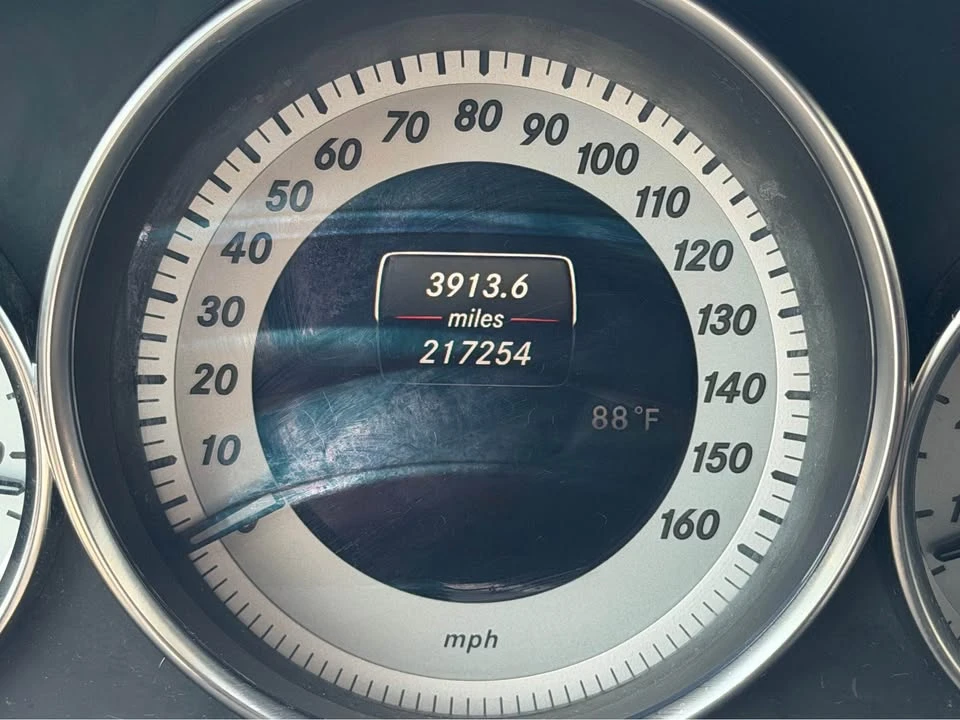 2013 Mercedes-Benz W204 C-Class - Image 11 of 11