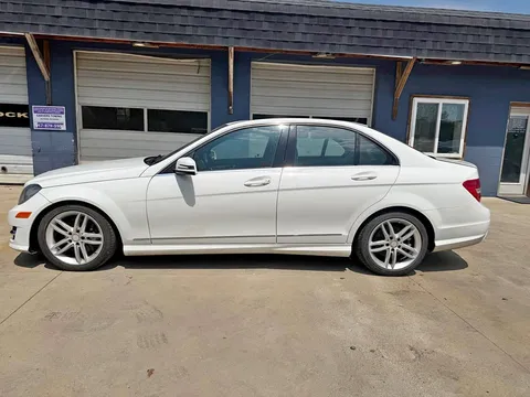 2013 Mercedes-Benz C-Class C 300 4MATIC Sedan
