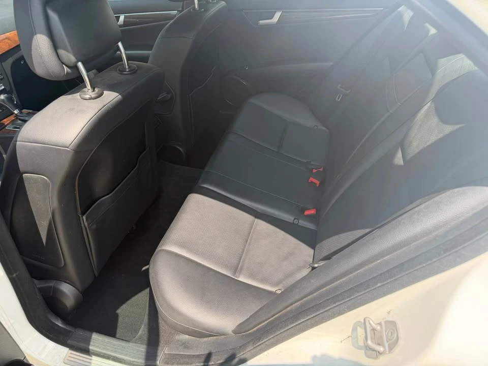 2013 Mercedes-Benz W204 C-Class - Image 10 of 11