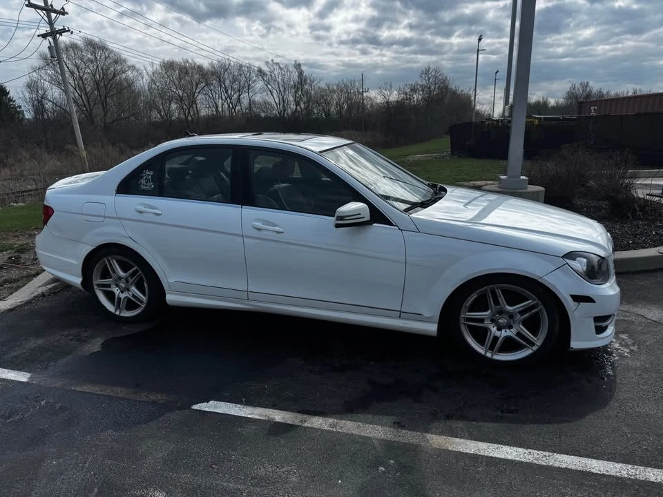 2013 Mercedes-Benz W204 C-Class - Image 2 of 6