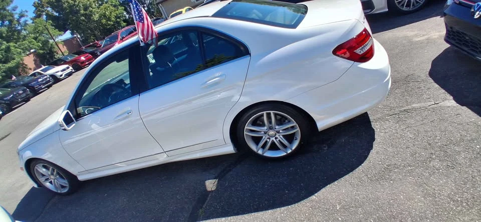 2013 Mercedes-Benz W204 C-Class - Image 3 of 9