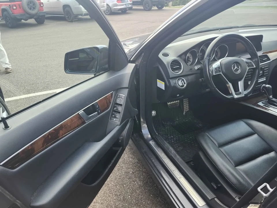 2013 Mercedes-Benz W204 C-Class - Image 5 of 9