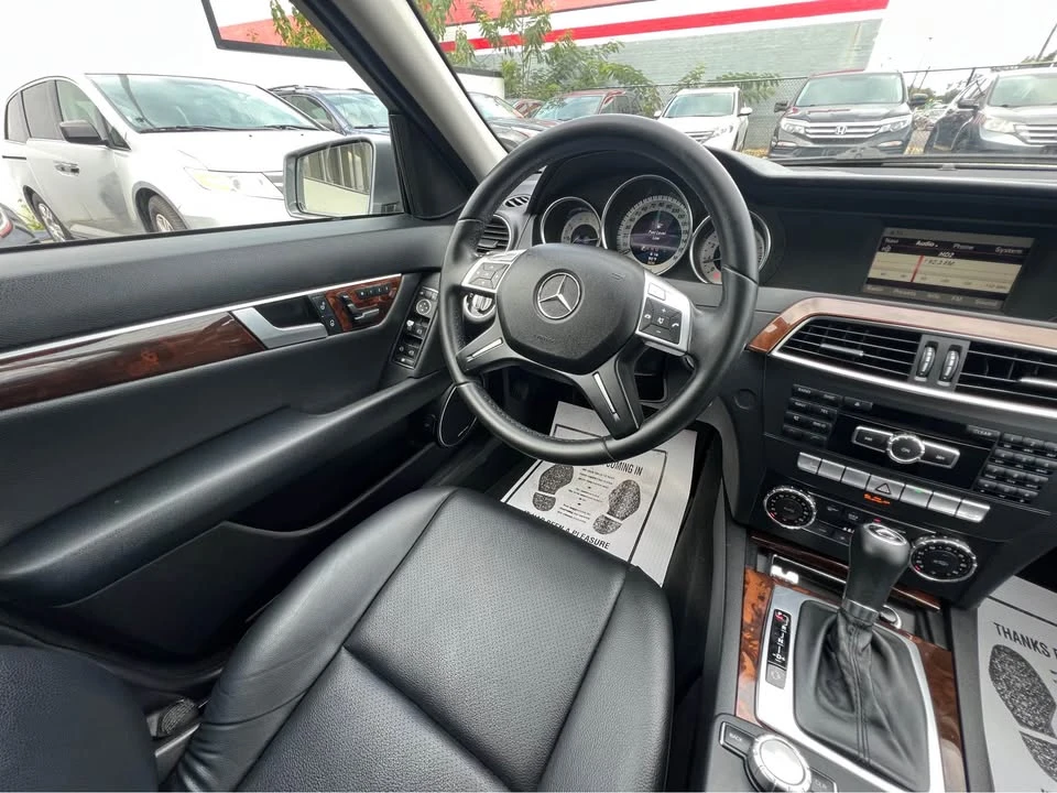 2013 Mercedes-Benz W204 C-Class - Image 13 of 20