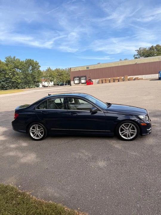 2013 Mercedes-Benz W204 C-Class - Image 4 of 18