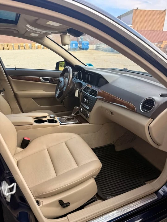2013 Mercedes-Benz W204 C-Class - Image 18 of 18