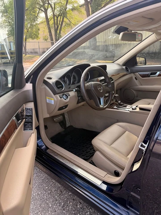 2013 Mercedes-Benz W204 C-Class - Image 10 of 18
