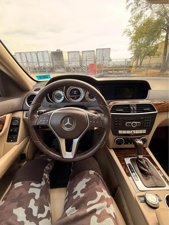 2013 Mercedes-Benz W204 C-Class - Image 12 of 18