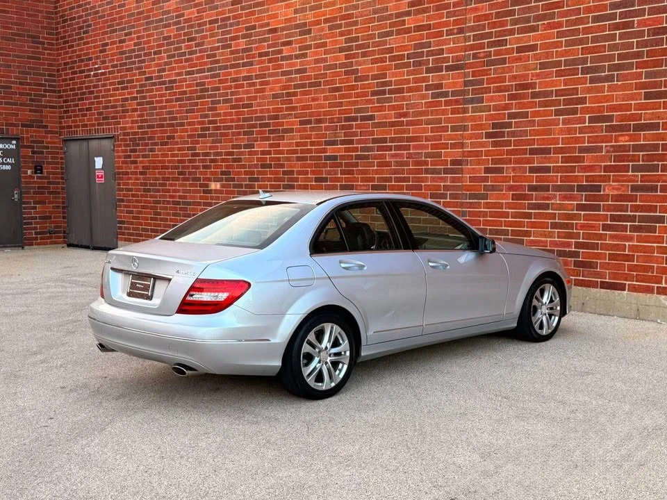 2013 Mercedes-Benz W204 C-Class - Image 9 of 16