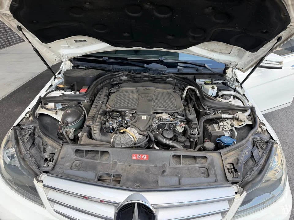 2013 Mercedes-Benz W204 C-Class - Image 16 of 20