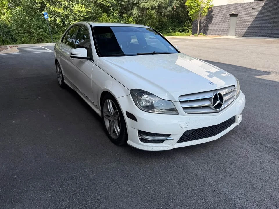 2013 Mercedes-Benz W204 C-Class - Image 4 of 20