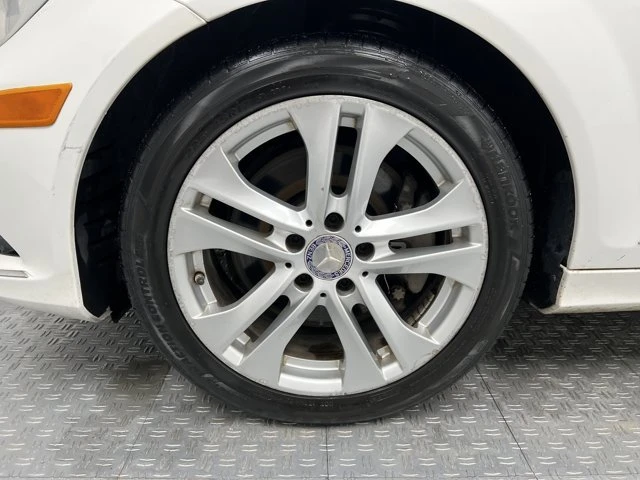 2013 Mercedes-Benz W204 C-Class - Image 9 of 20