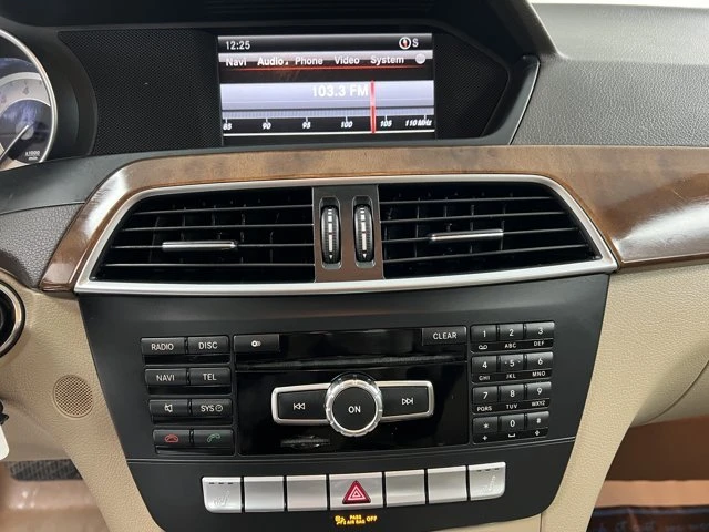 2013 Mercedes-Benz W204 C-Class - Image 15 of 20