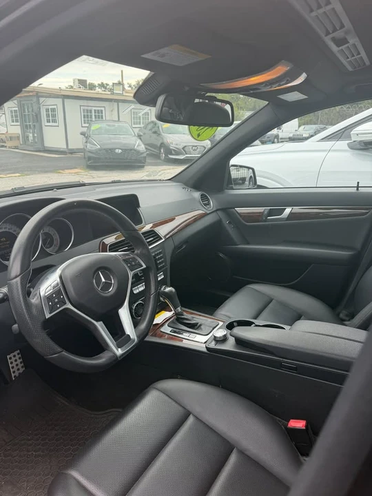 2013 Mercedes-Benz W204 C-Class - Image 5 of 7