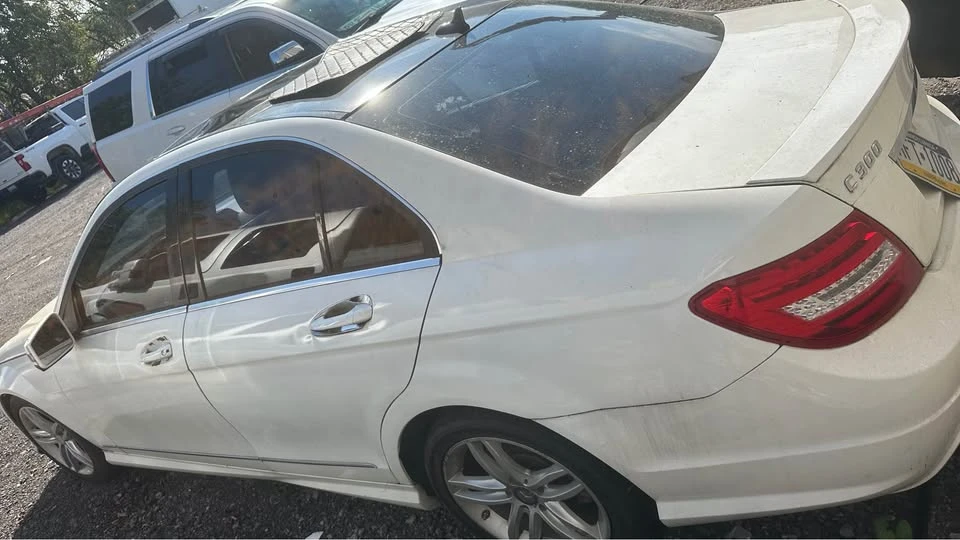 2013 Mercedes-Benz W204 C-Class - Image 10 of 13