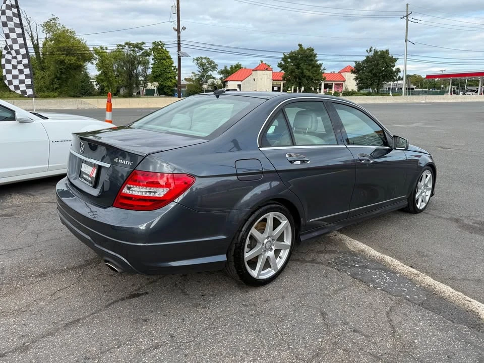 2013 Mercedes-Benz W204 C-Class - Image 8 of 20
