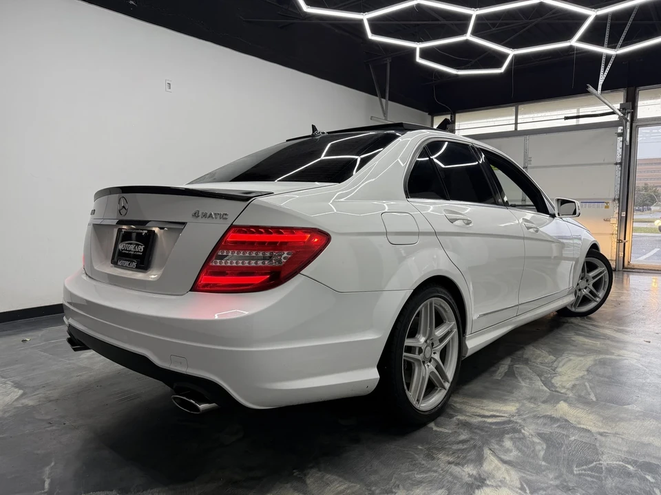 2013 Mercedes-Benz W204 C-Class - Image 6 of 21