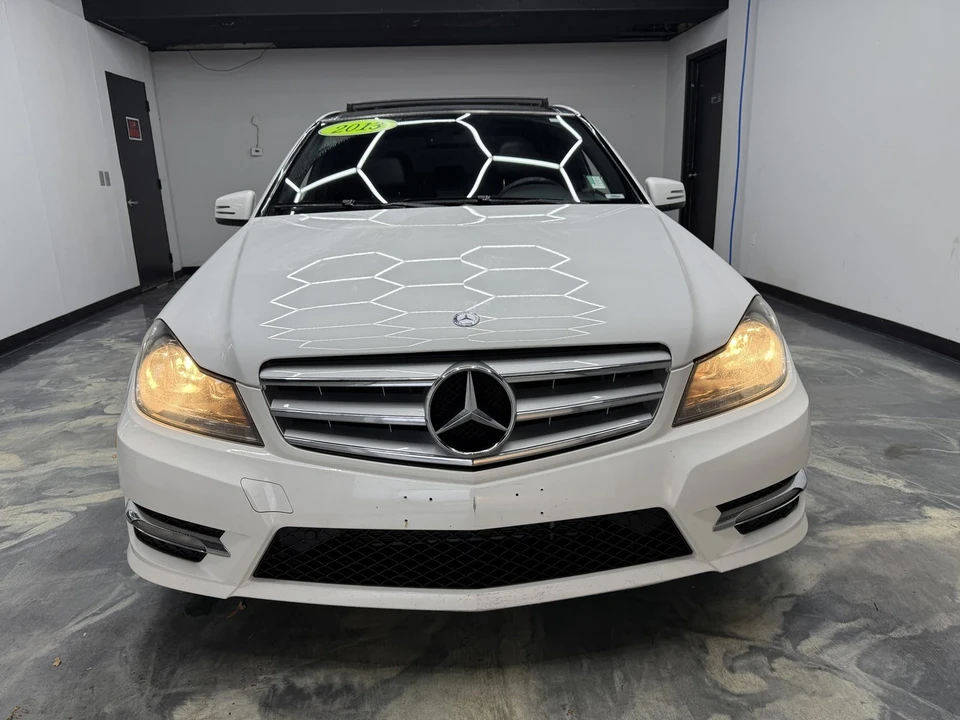 2013 Mercedes-Benz W204 C-Class - Image 8 of 21