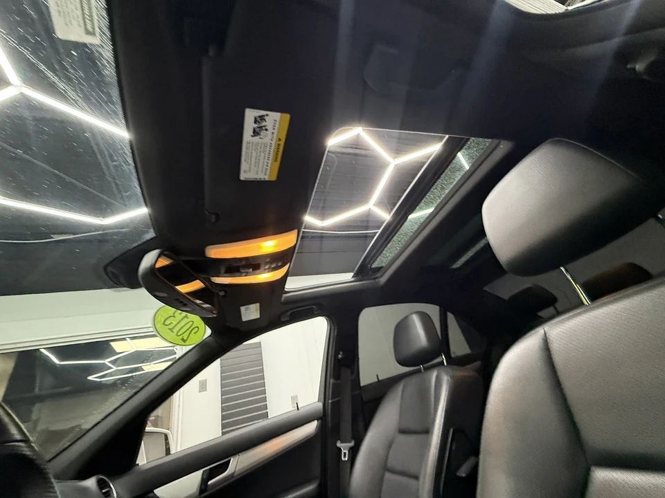 2013 Mercedes-Benz W204 C-Class - Image 15 of 21