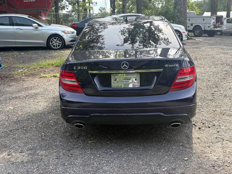 2013 Mercedes-Benz W204 C-Class - Image 12 of 13
