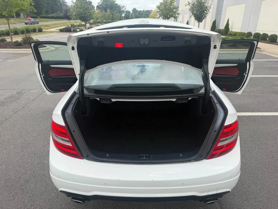 2013 Mercedes-Benz W204 C-Class - Image 8 of 18