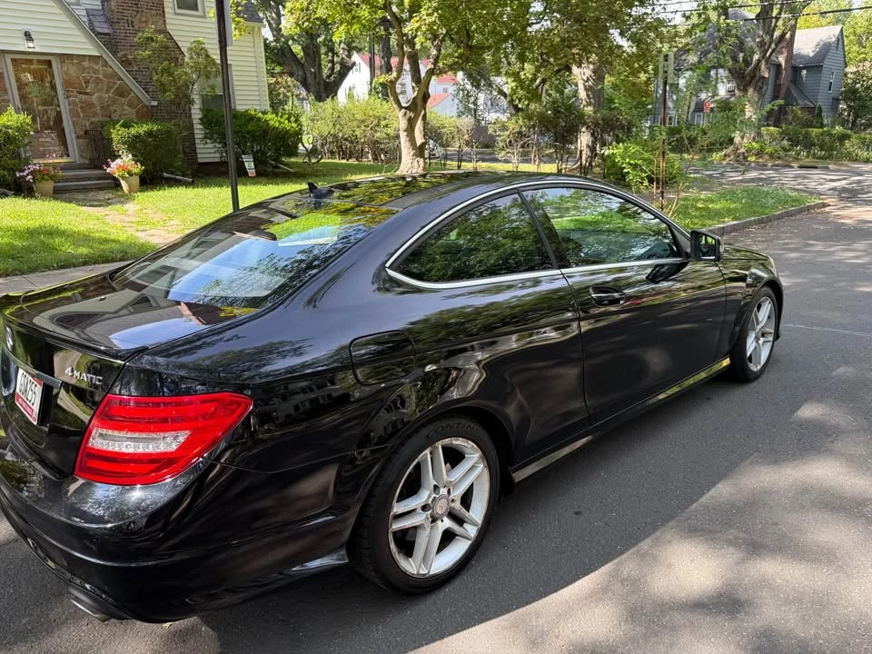 2013 Mercedes-Benz W204 C-Class - Image 9 of 16