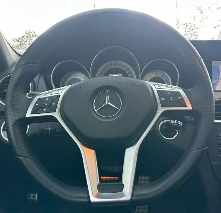 2013 Mercedes-Benz W204 C-Class - Image 8 of 10