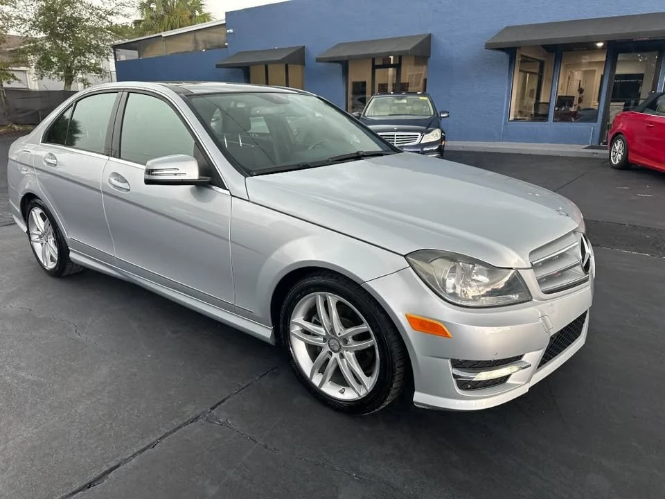 2013 Mercedes-Benz W204 C-Class - Image 3 of 10