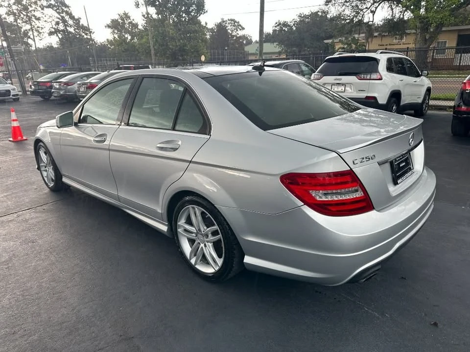 2013 Mercedes-Benz W204 C-Class - Image 4 of 10