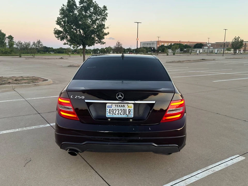 2013 Mercedes-Benz W204 C-Class - Image 8 of 19