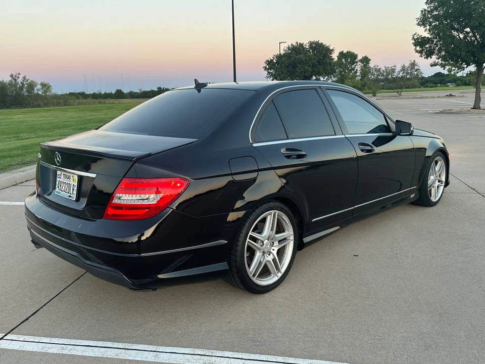 2013 Mercedes-Benz W204 C-Class - Image 6 of 19
