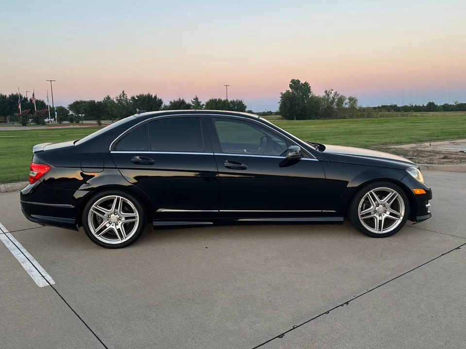2013 Mercedes-Benz W204 C-Class - Image 4 of 19