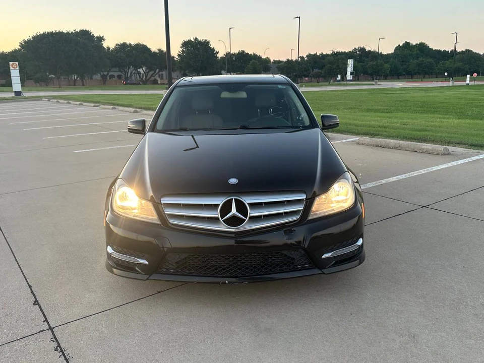 2013 Mercedes-Benz W204 C-Class - Image 7 of 19