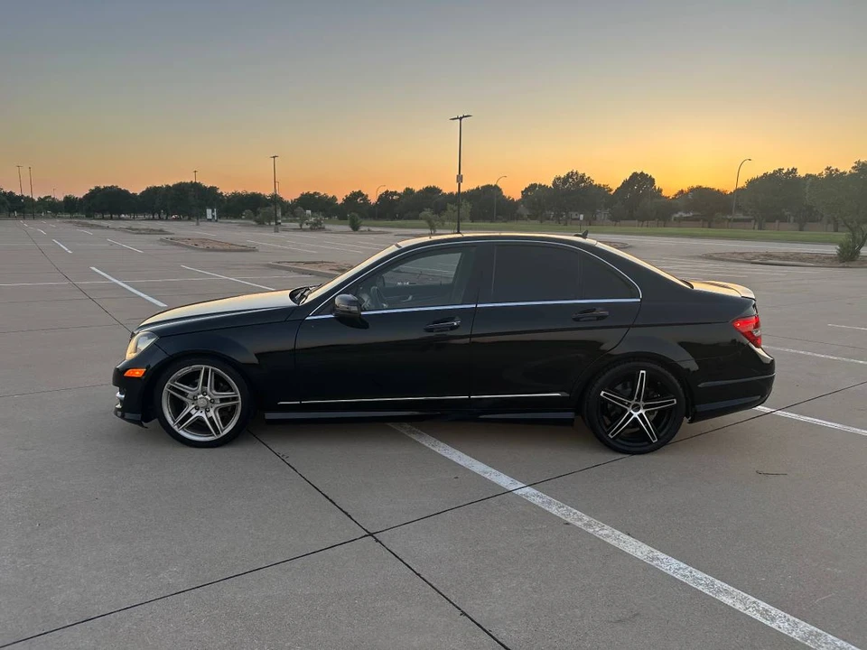 2013 Mercedes-Benz W204 C-Class - Image 3 of 19