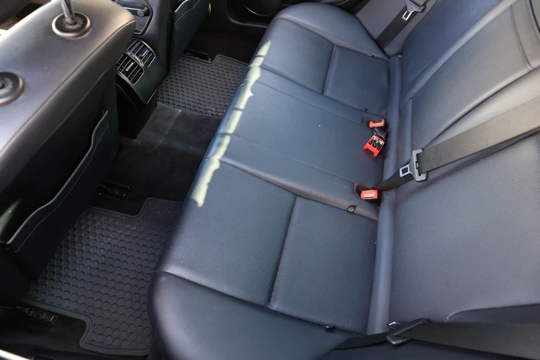 2013 Mercedes-Benz W204 C-Class - Image 8 of 12