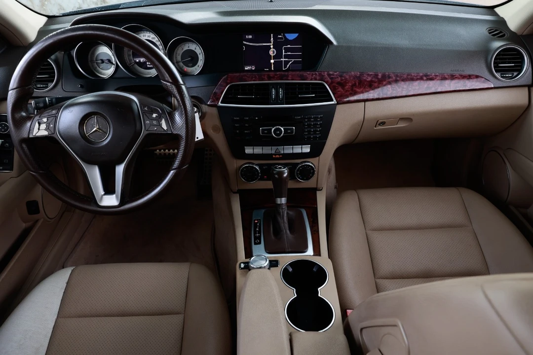 2013 Mercedes-Benz W204 C-Class - Image 2 of 12