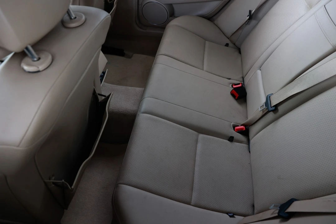 2013 Mercedes-Benz W204 C-Class - Image 10 of 12